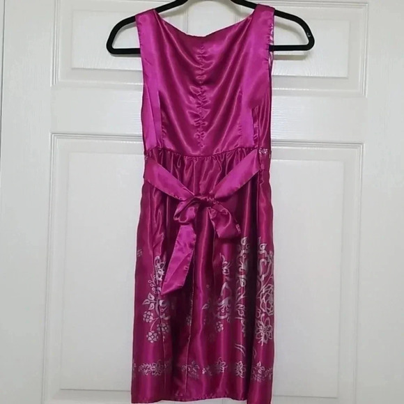 Forever 21 | Fuchsia V-Neck Floral Printed Dress - Picture 9 of 11